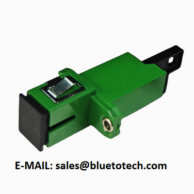 Green Color E2000/APC To SC/APC Optical Hybrid Adapter Single Model Simplex With Plastic Housing